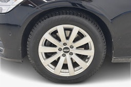 musta Volvo V90 2017 kuva 9.