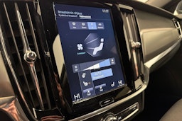 musta Volvo V90 2017 kuva 17.