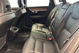 sininen Volvo V90 2017 kuva 8.
