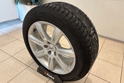 sininen Volvo V90 2017 kuva 10.