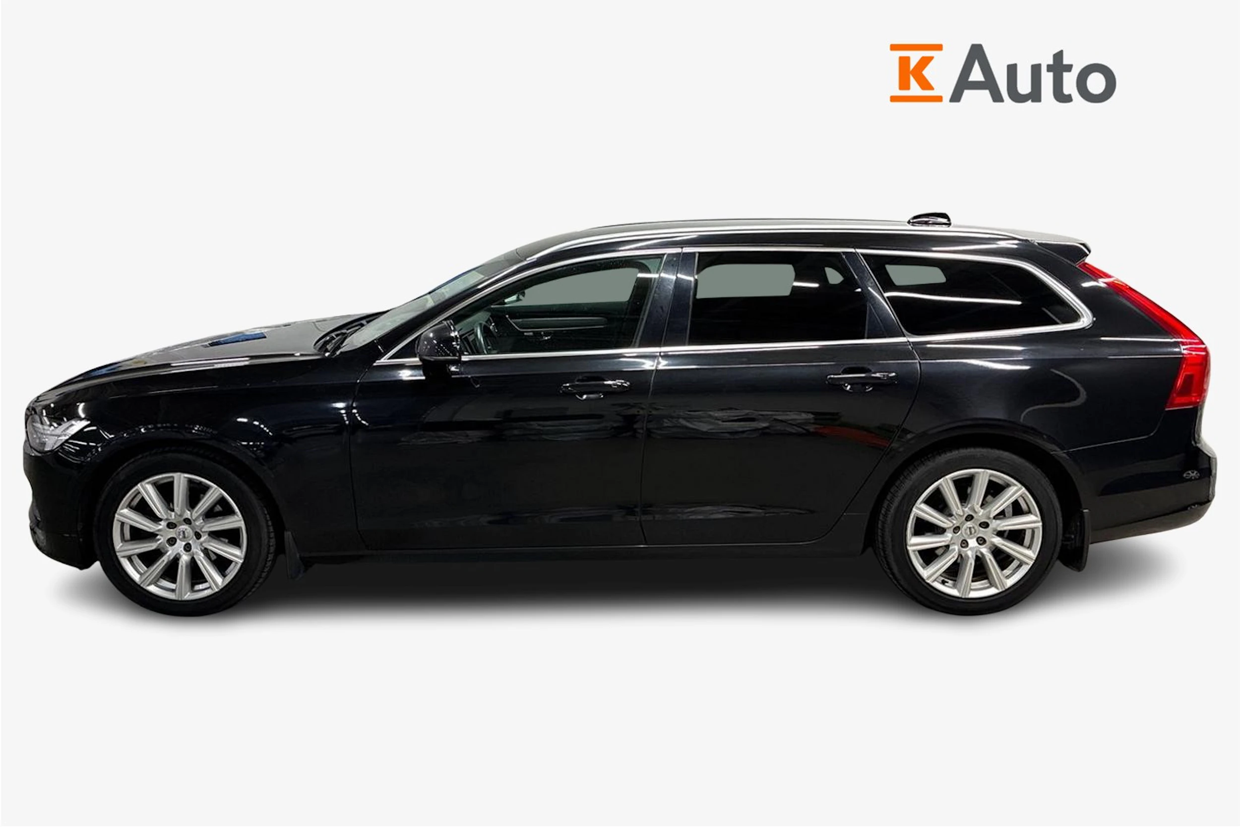 musta Volvo V90 2018 kuva 5.