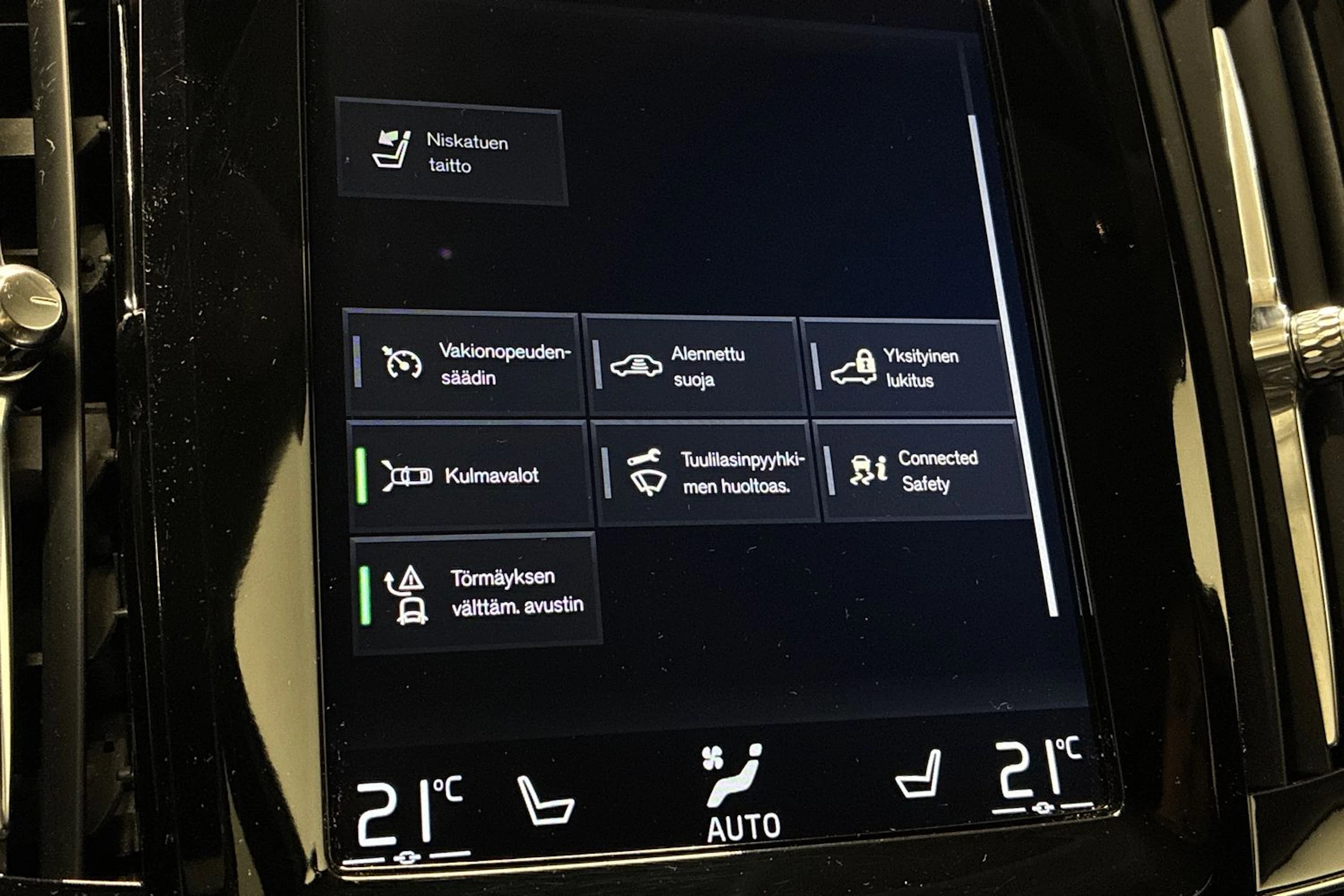 musta Volvo V90 2018 kuva 24.