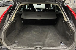 musta Volvo V90 2018 kuva 26.