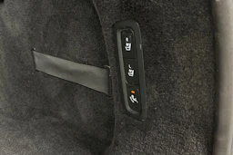 musta Volvo V90 2018 kuva 27.