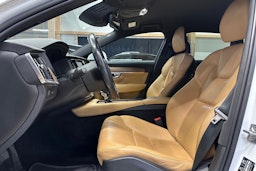 valkoinen Volvo V90 2017 kuva 15.