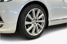valkoinen Volvo V90 2017 kuva 17.