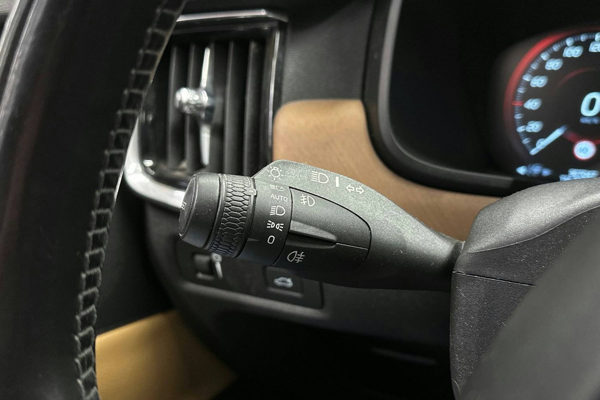 valkoinen Volvo V90 2017 kuva 27.