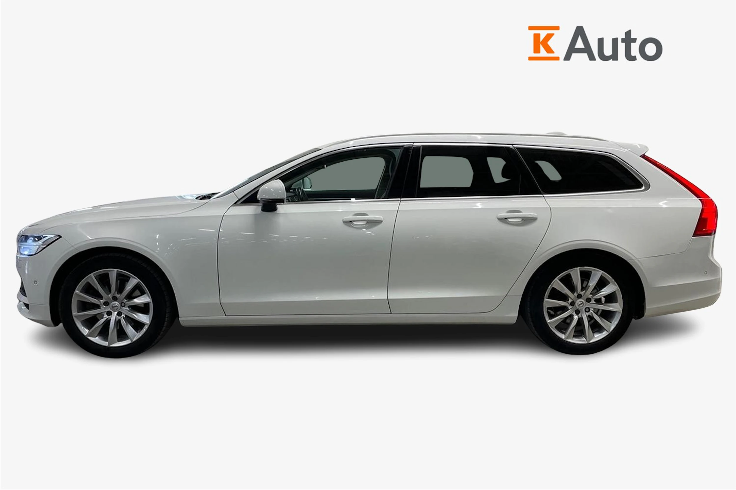 valkoinen Volvo V90 2017 kuva 7.