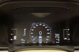 valkoinen Volvo V90 2017 kuva 18.