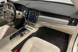 valkoinen Volvo V90 2017 kuva 30.