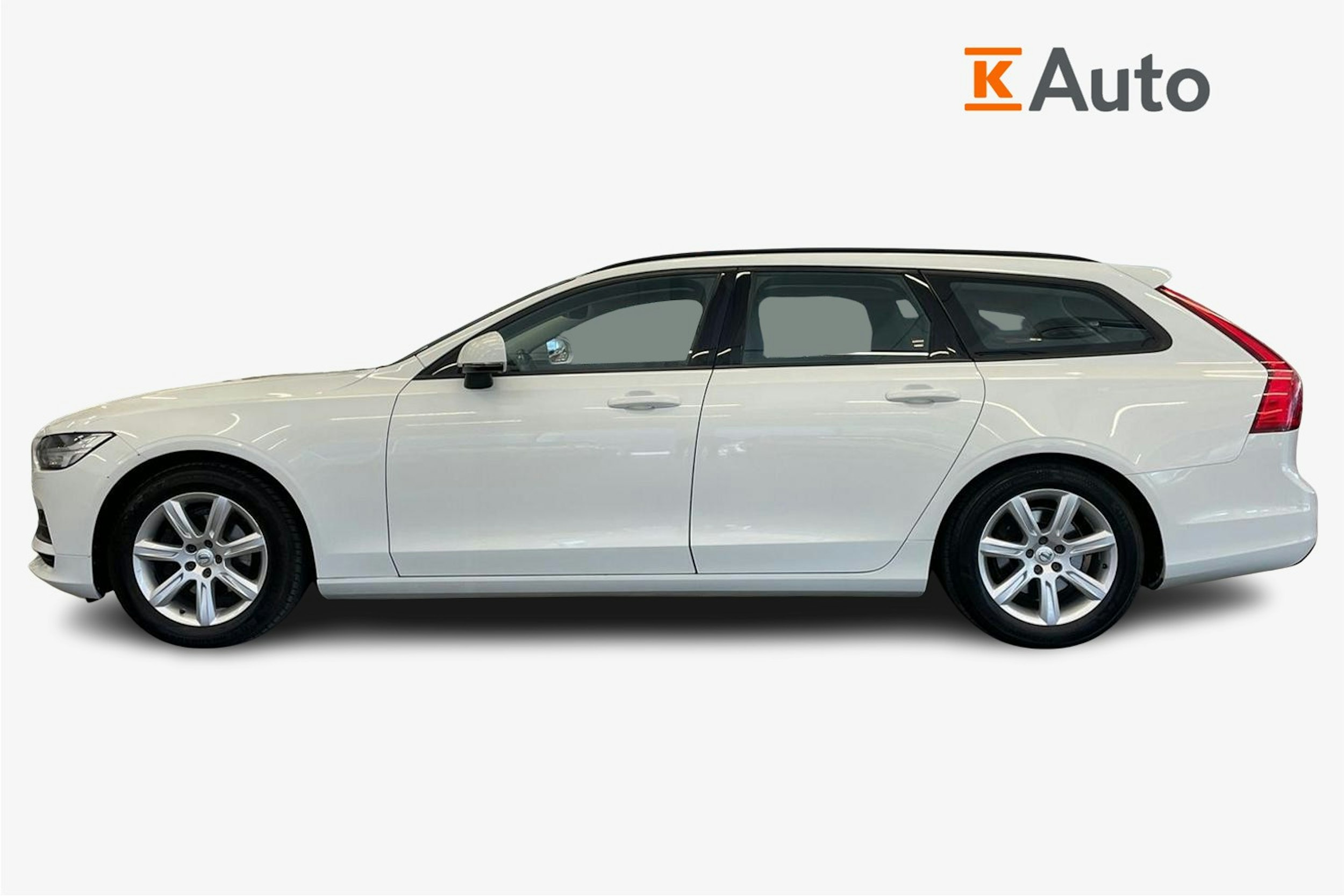 valkoinen Volvo V90 2017 kuva 6.