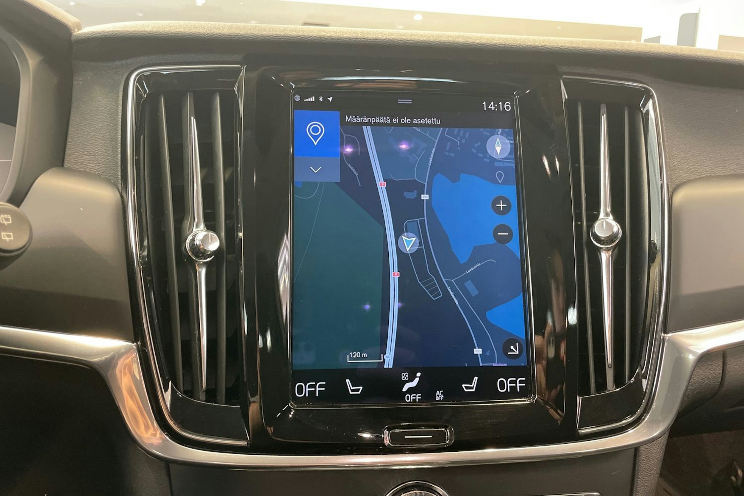 valkoinen Volvo V90 2017 kuva 21.