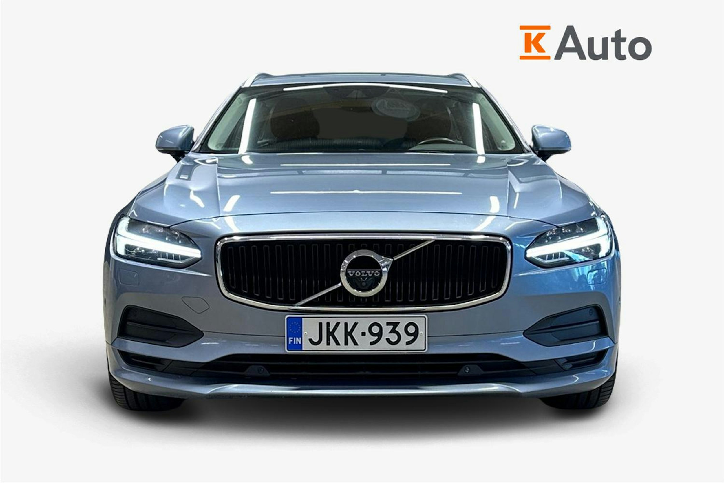 sininen Volvo V90 2017 kuva 5.