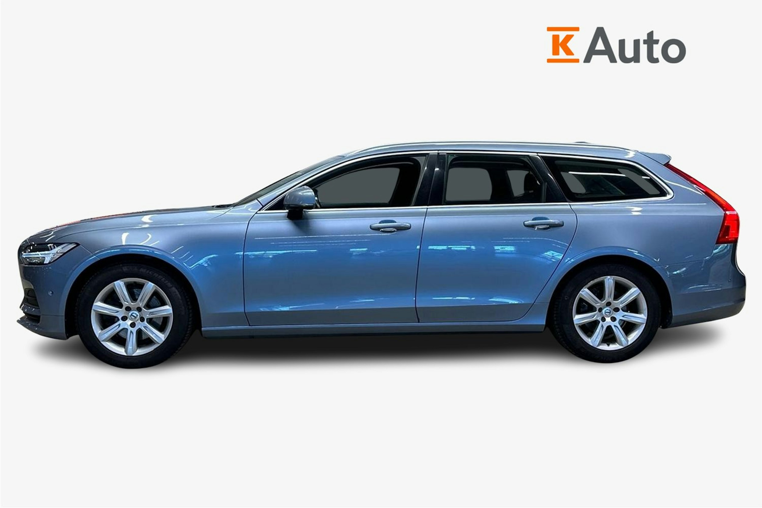 sininen Volvo V90 2017 kuva 6.