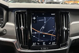 sininen Volvo V90 2017 kuva 20.