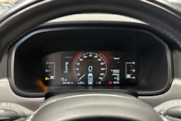 sininen Volvo V90 2017 kuva 24.