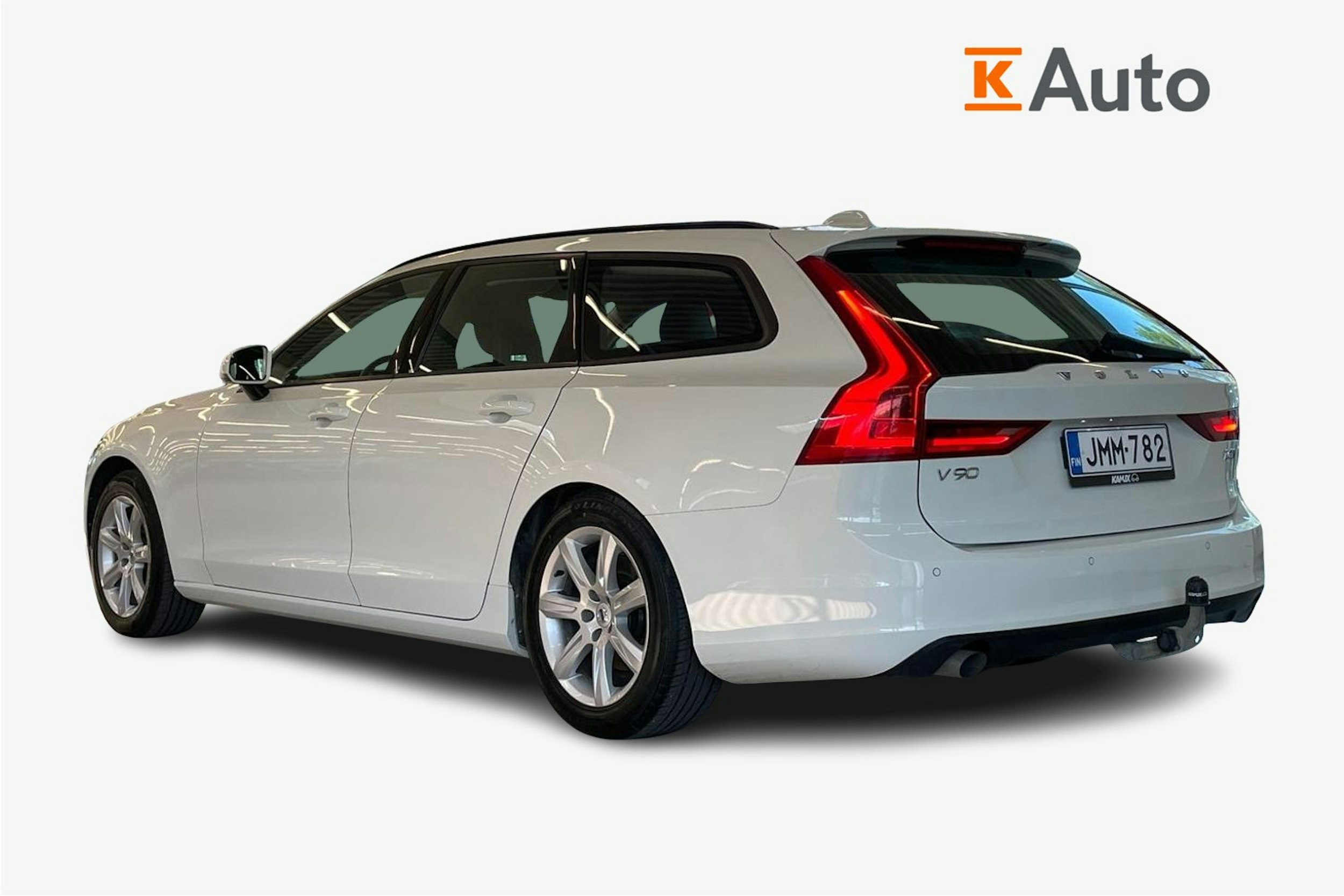 valkoinen Volvo V90 2017 kuva 2.