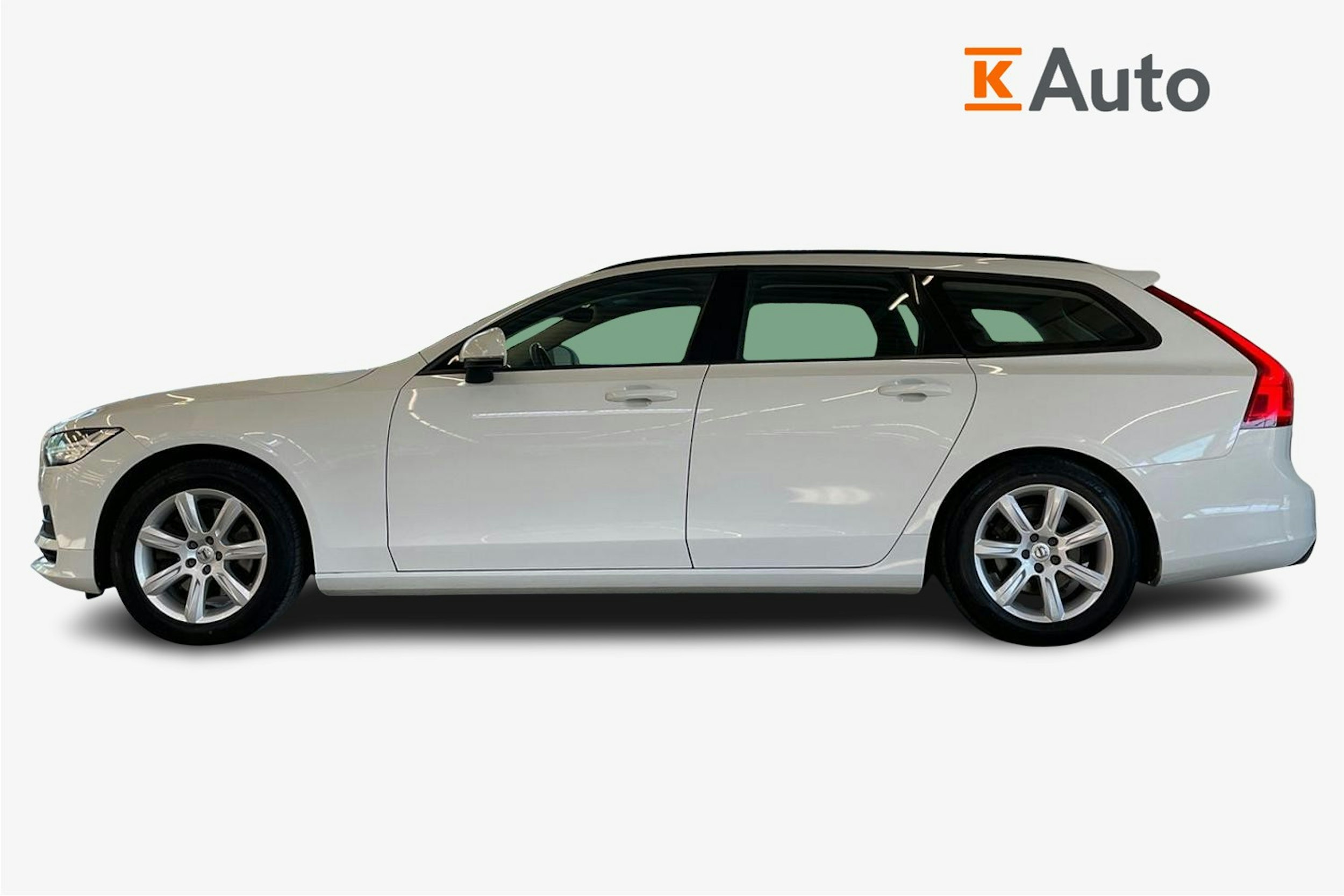 valkoinen Volvo V90 2017 kuva 6.