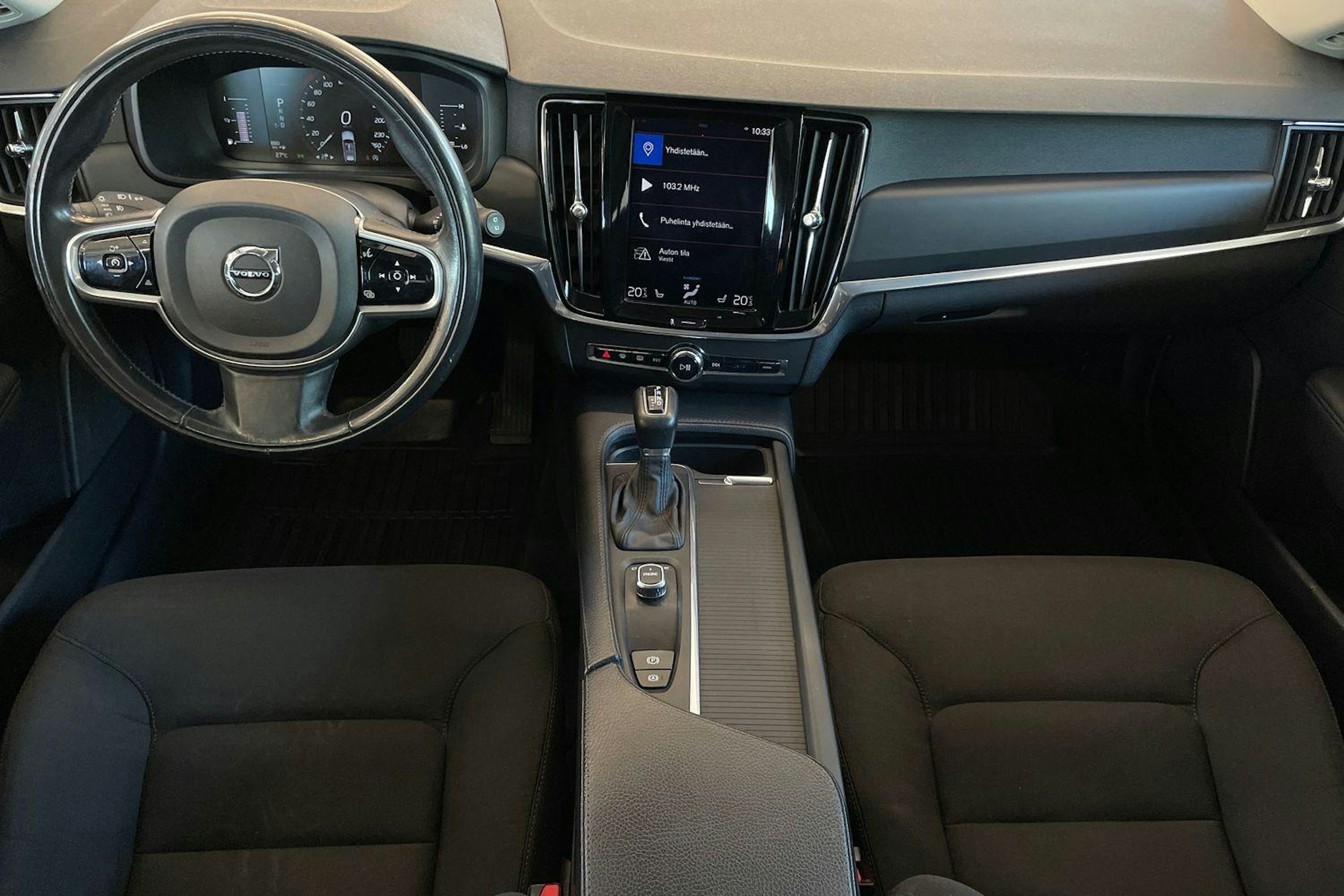 valkoinen Volvo V90 2017 kuva 9.