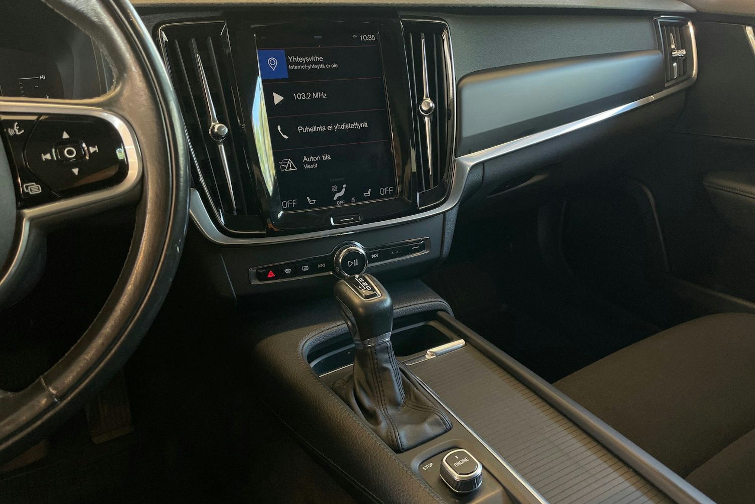 valkoinen Volvo V90 2017 kuva 20.