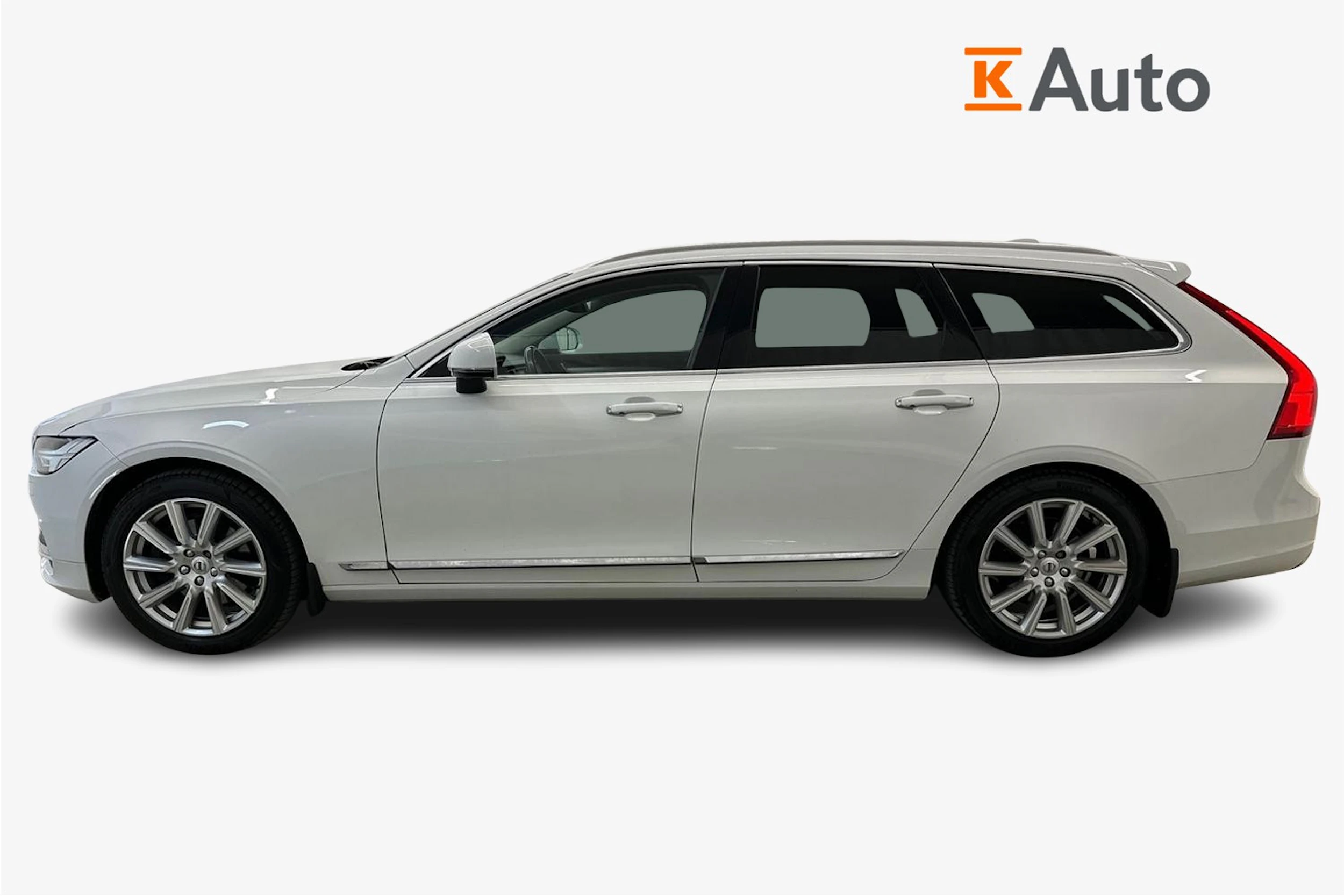 valkoinen Volvo V90 2017 kuva 5.