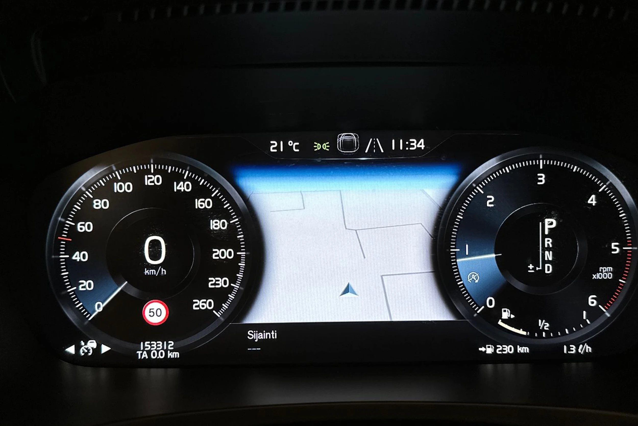 valkoinen Volvo V90 2017 kuva 15.