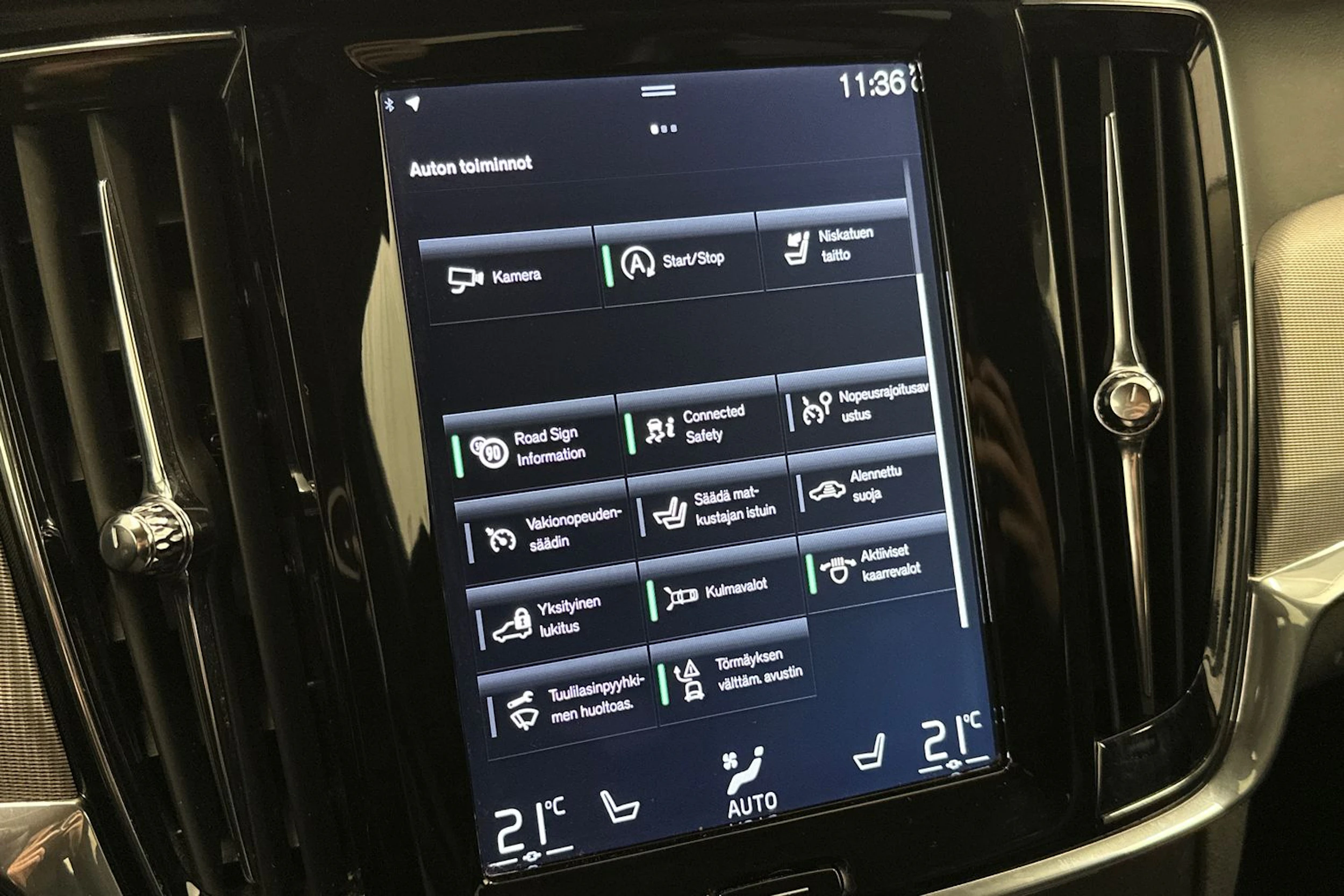valkoinen Volvo V90 2017 kuva 21.