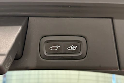 valkoinen Volvo V90 2017 kuva 25.