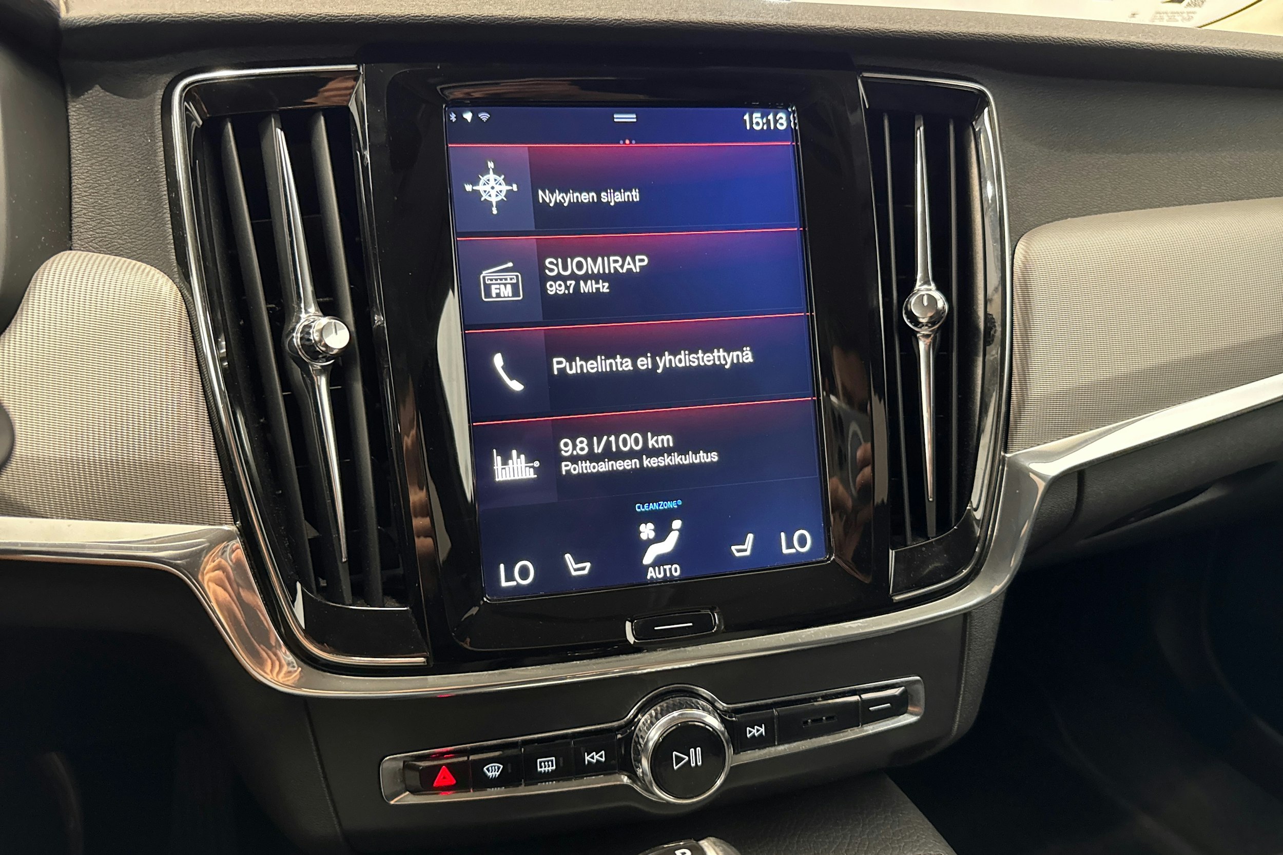 met. valkoinen Volvo V90 2017 kuva 20.