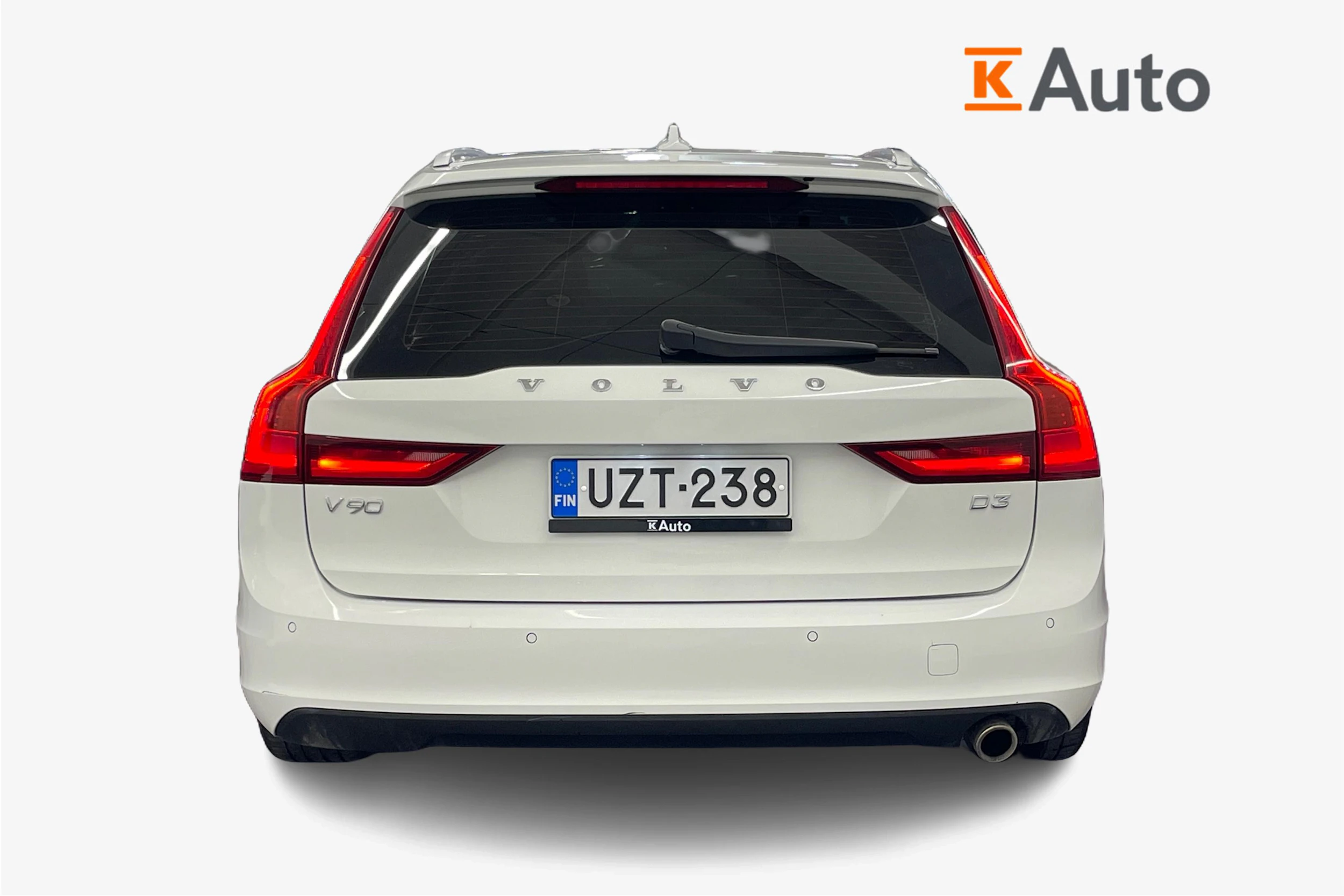 valkoinen Volvo V90 2017 kuva 4.
