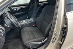 ruskea (beige) Volvo V90 2017 kuva 15.