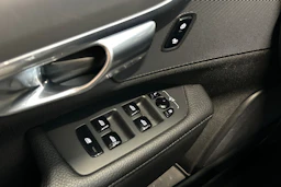 ruskea (beige) Volvo V90 2017 kuva 16.