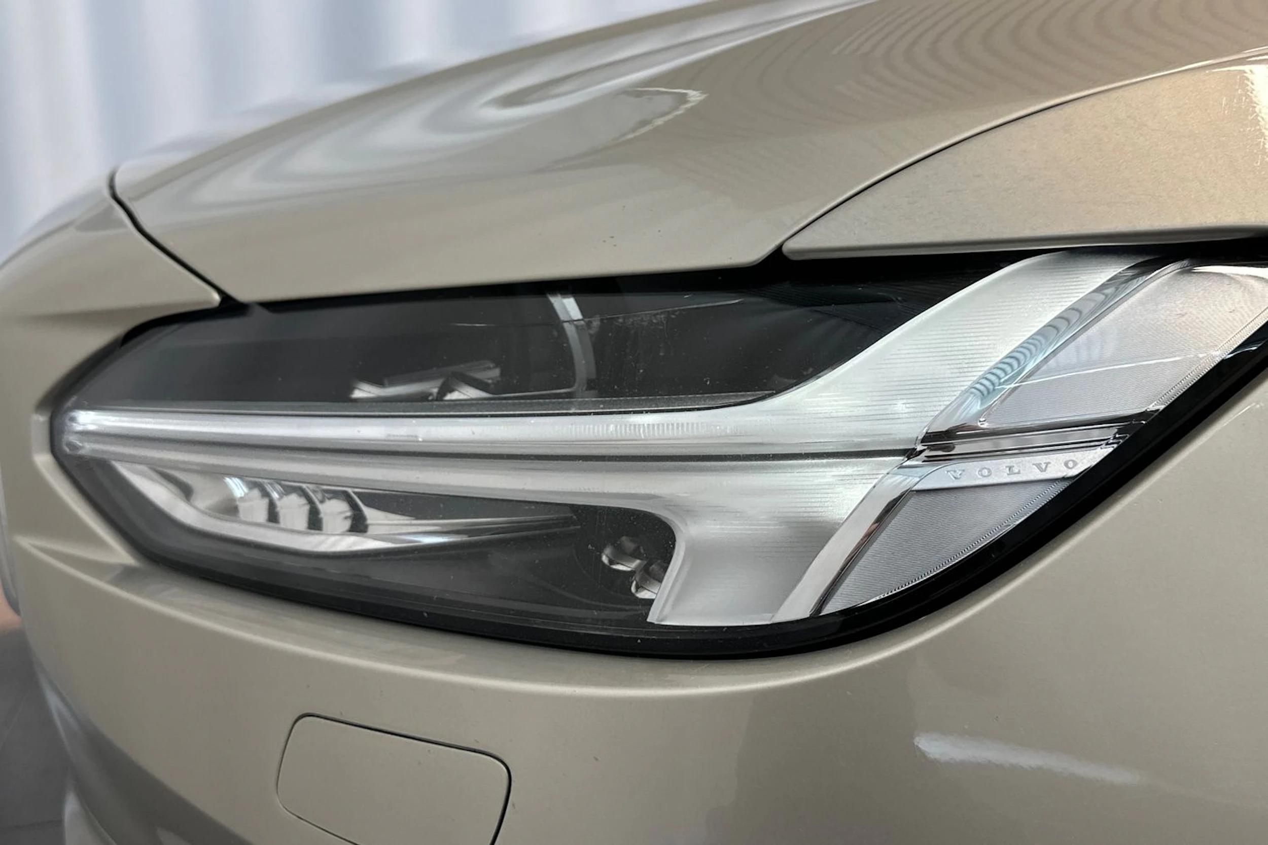 ruskea (beige) Volvo V90 2017 kuva 33.