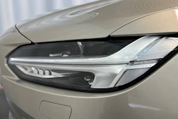 ruskea (beige) Volvo V90 2017 kuva 33.