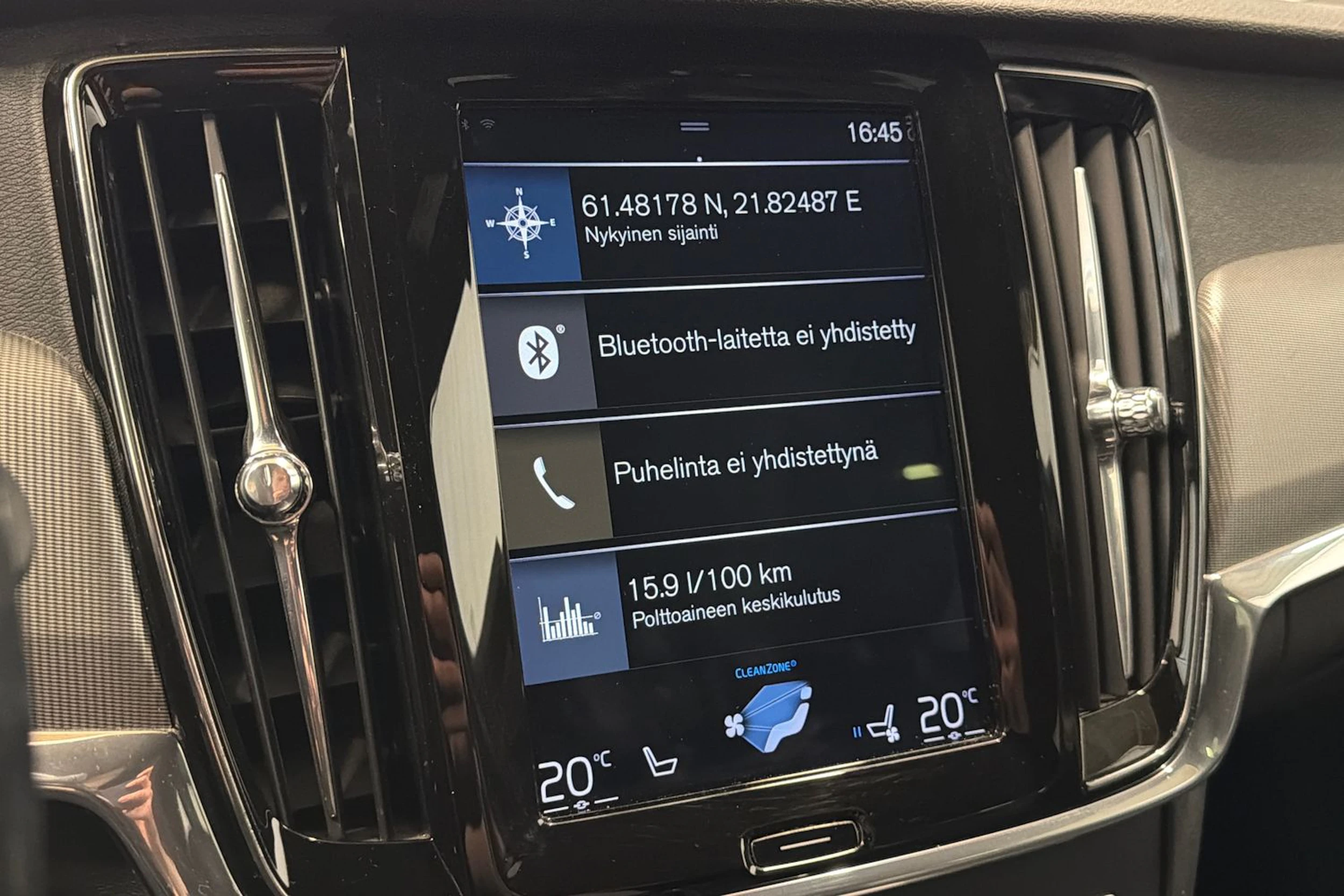 hopea Volvo V90 2018 kuva 14.