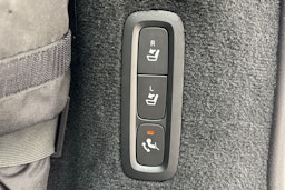 valkoinen Volvo V90 2018 kuva 17.
