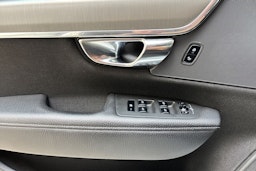 valkoinen Volvo V90 2018 kuva 19.