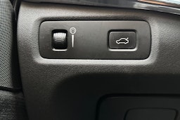 valkoinen Volvo V90 2018 kuva 20.