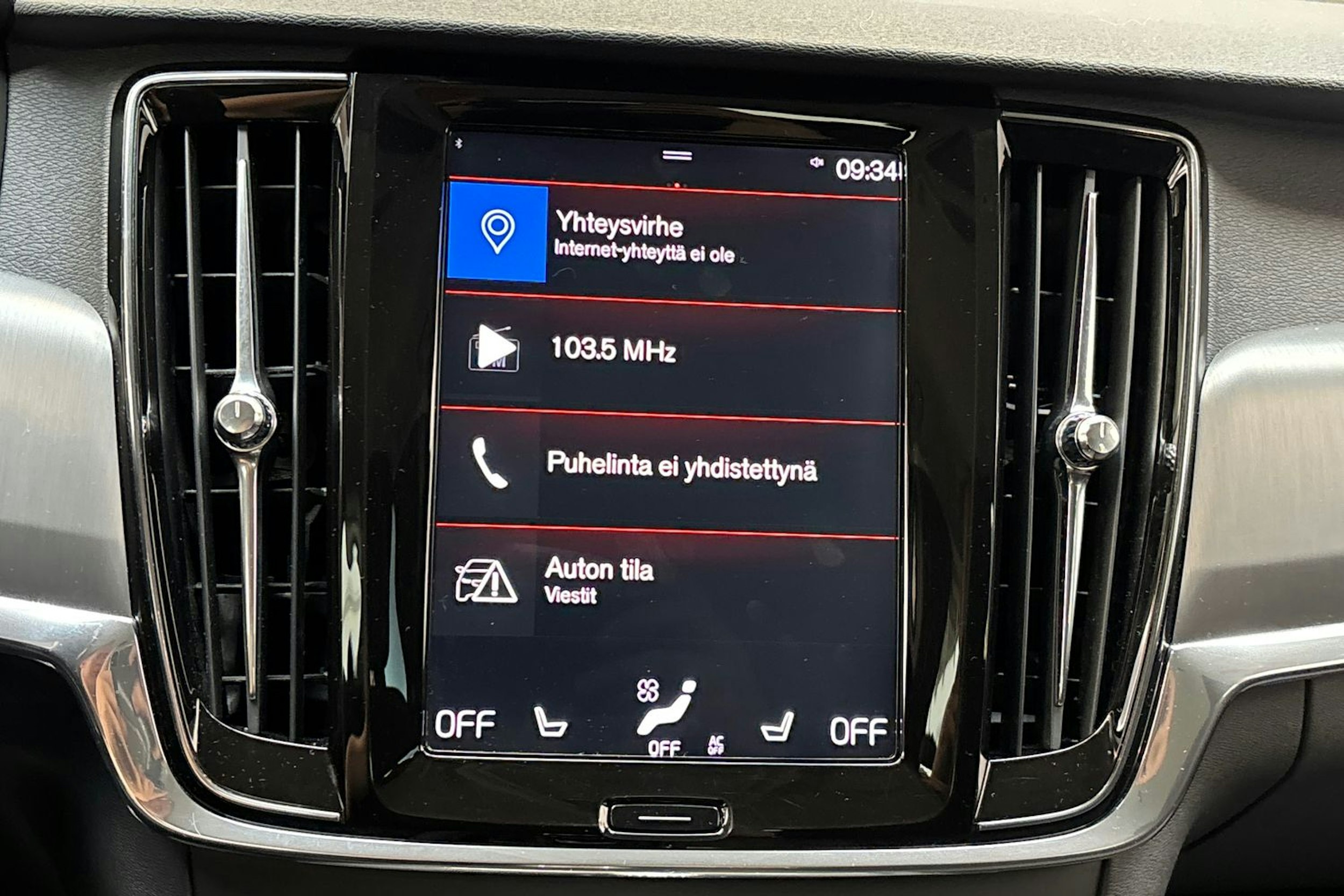 valkoinen Volvo V90 2018 kuva 24.