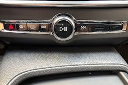 valkoinen Volvo V90 2018 kuva 25.