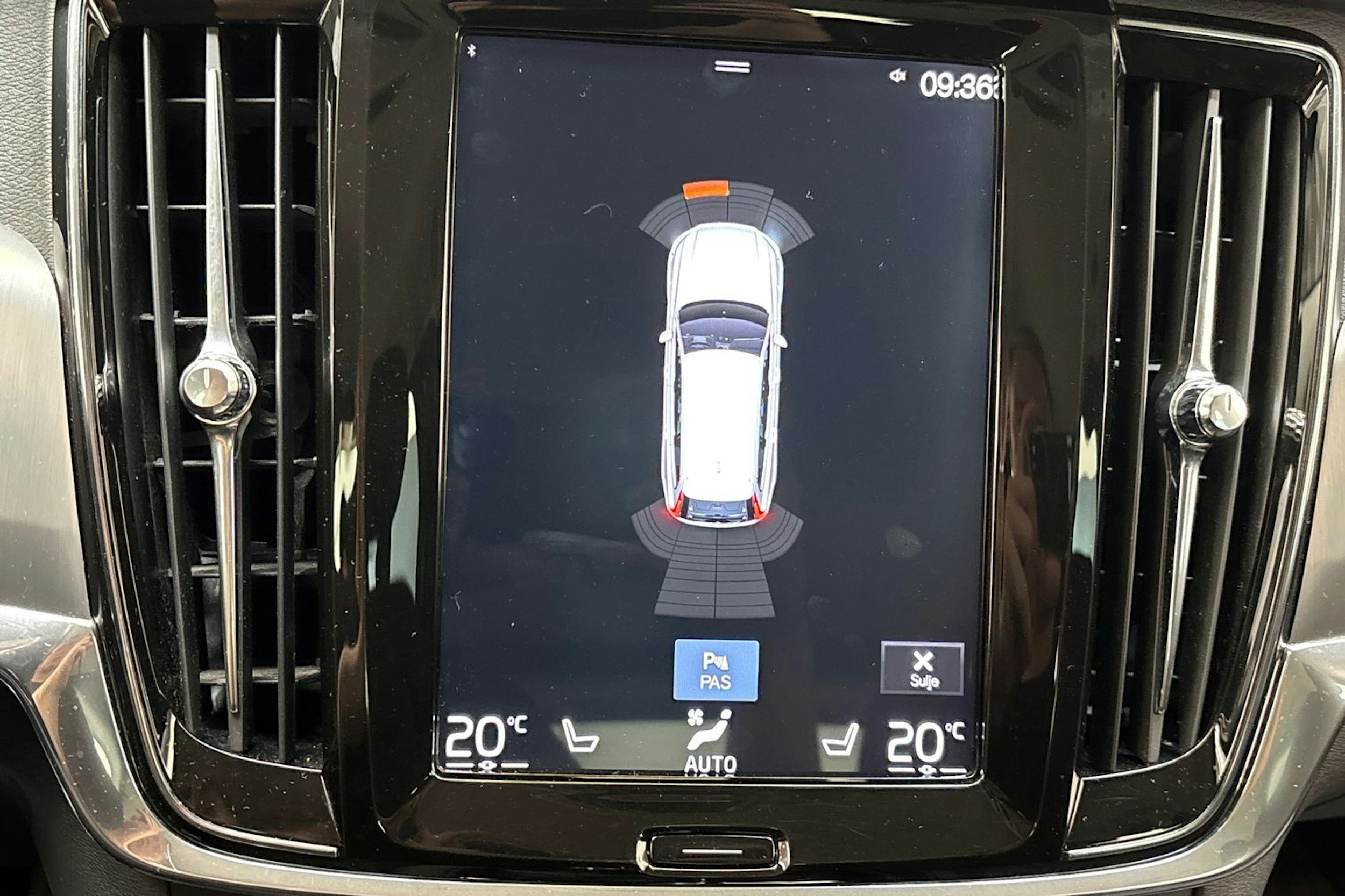 valkoinen Volvo V90 2018 kuva 29.