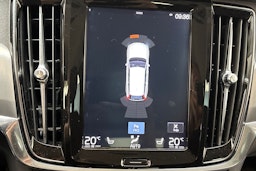 valkoinen Volvo V90 2018 kuva 29.