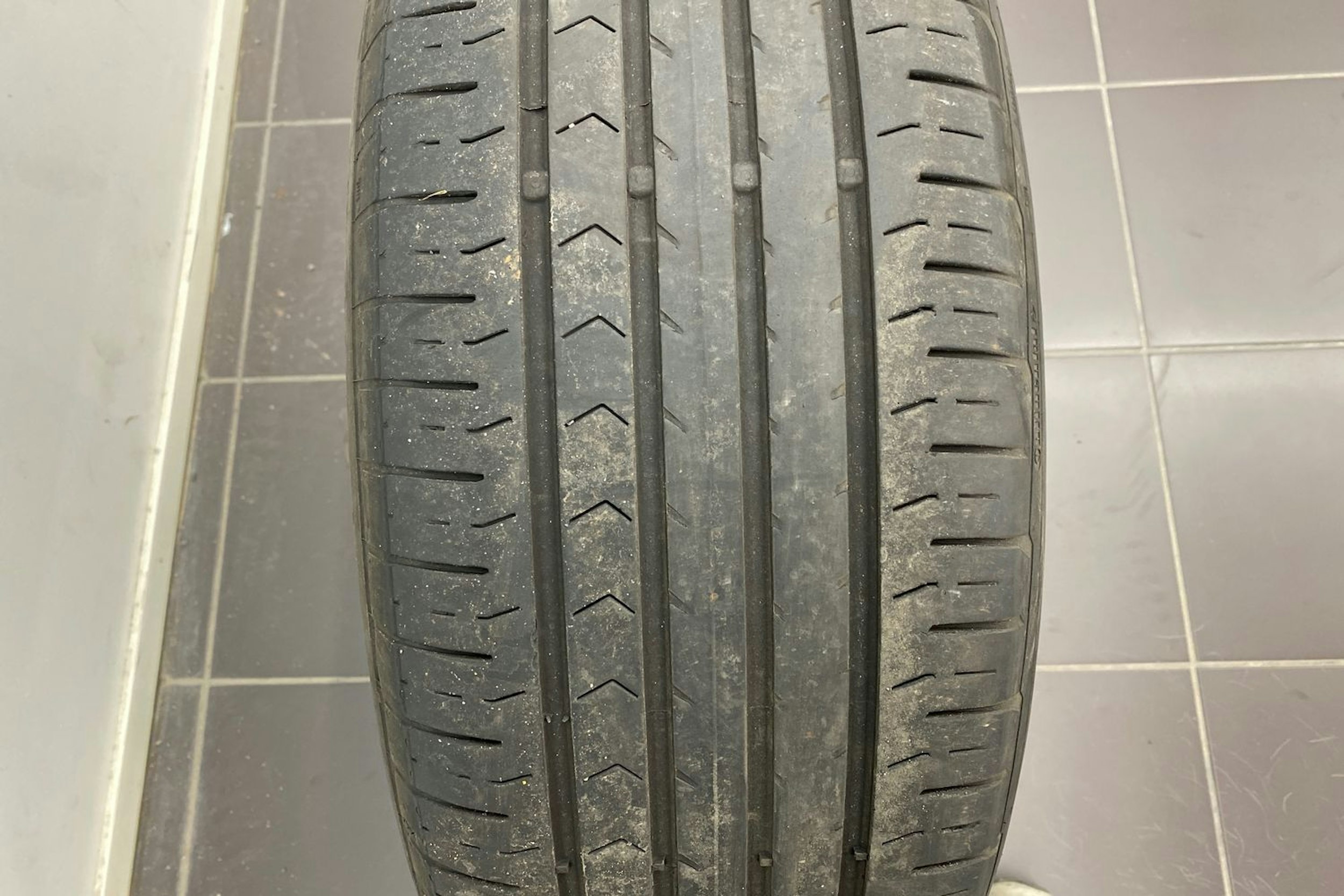 musta Volvo V90 2018 kuva 17.
