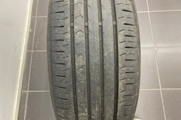 musta Volvo V90 2018 kuva 17.