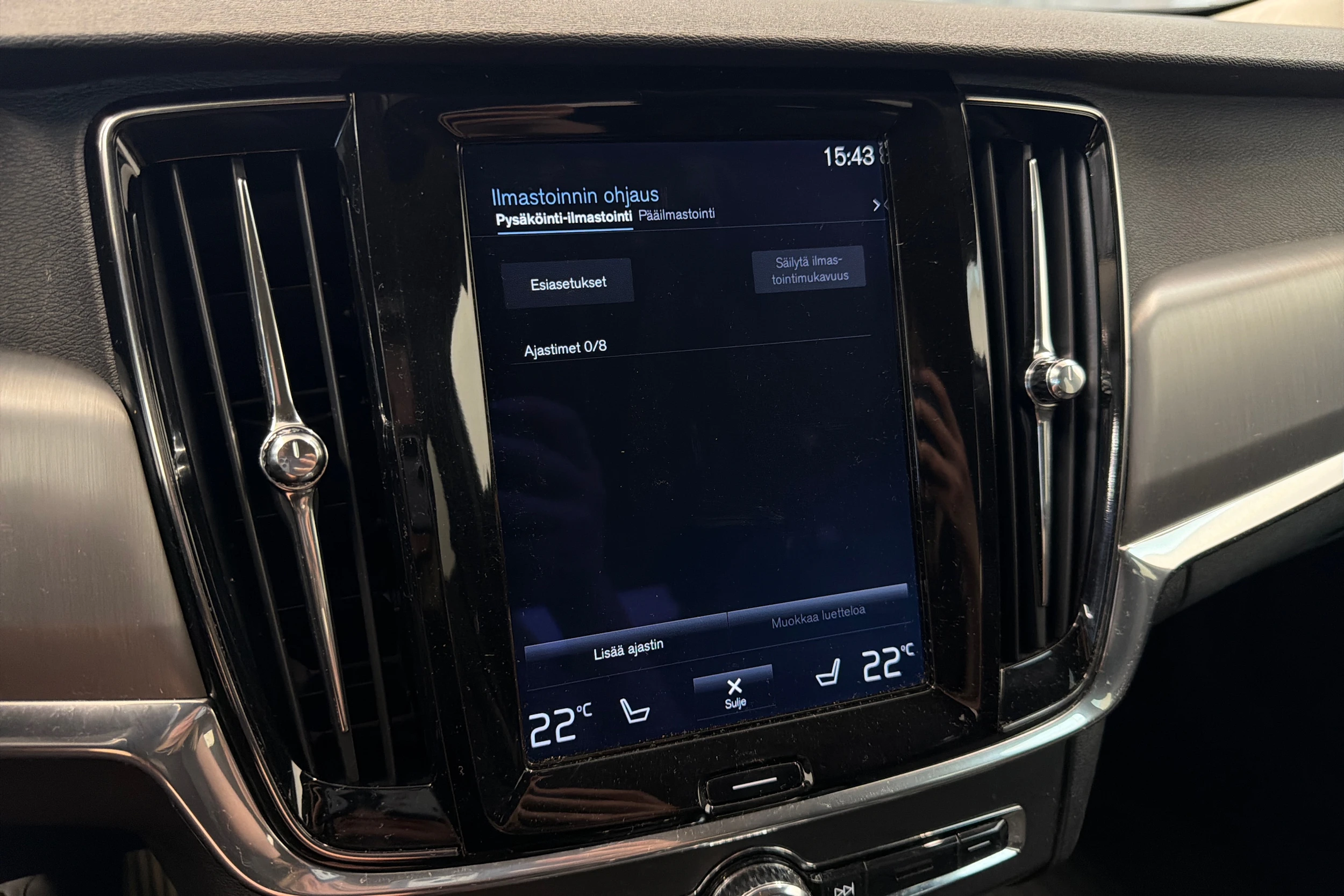 musta Volvo V90 2018 kuva 27.