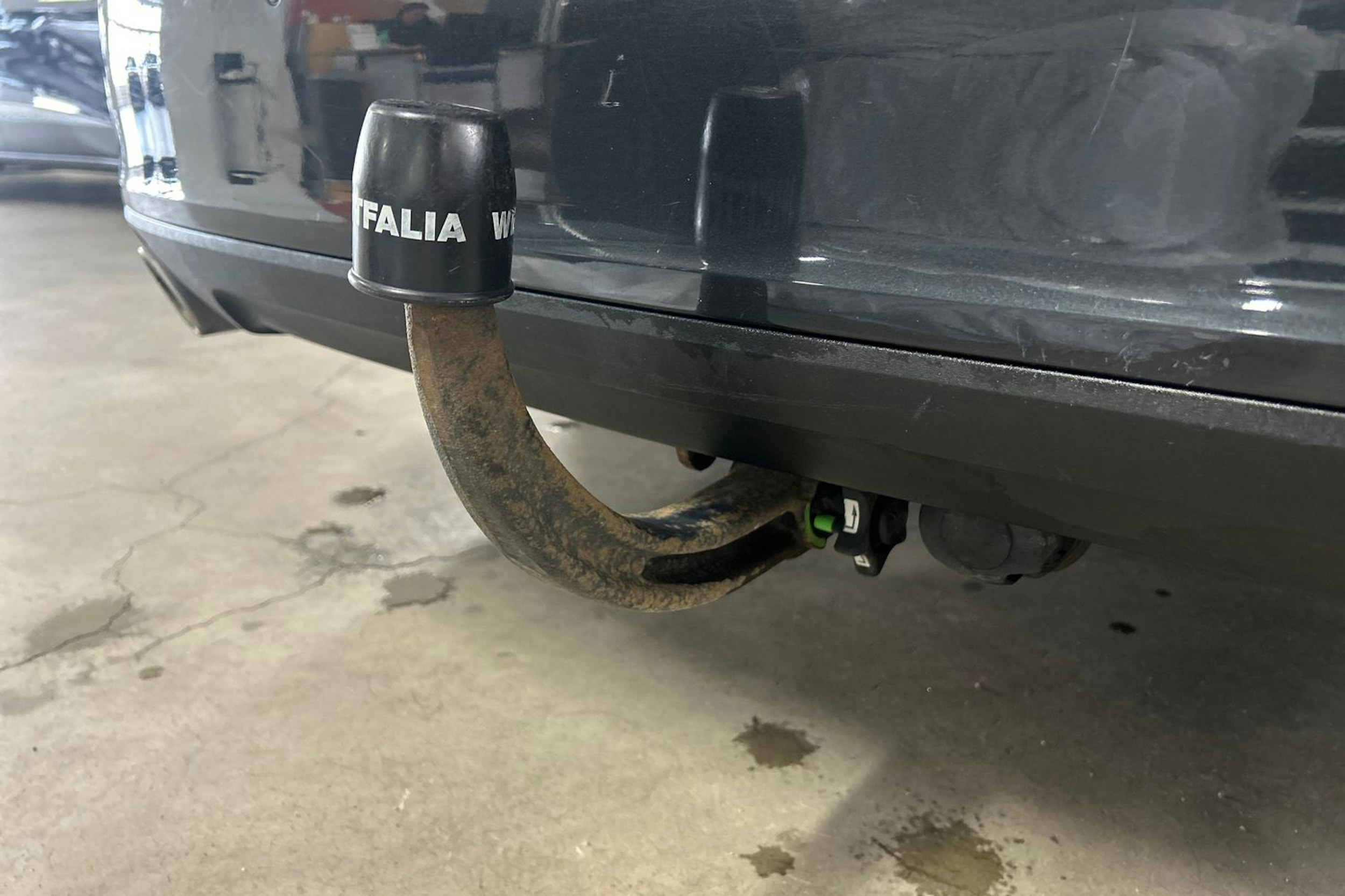harmaa Volvo V90 2018 kuva 16.