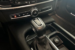 harmaa Volvo V90 2018 kuva 28.