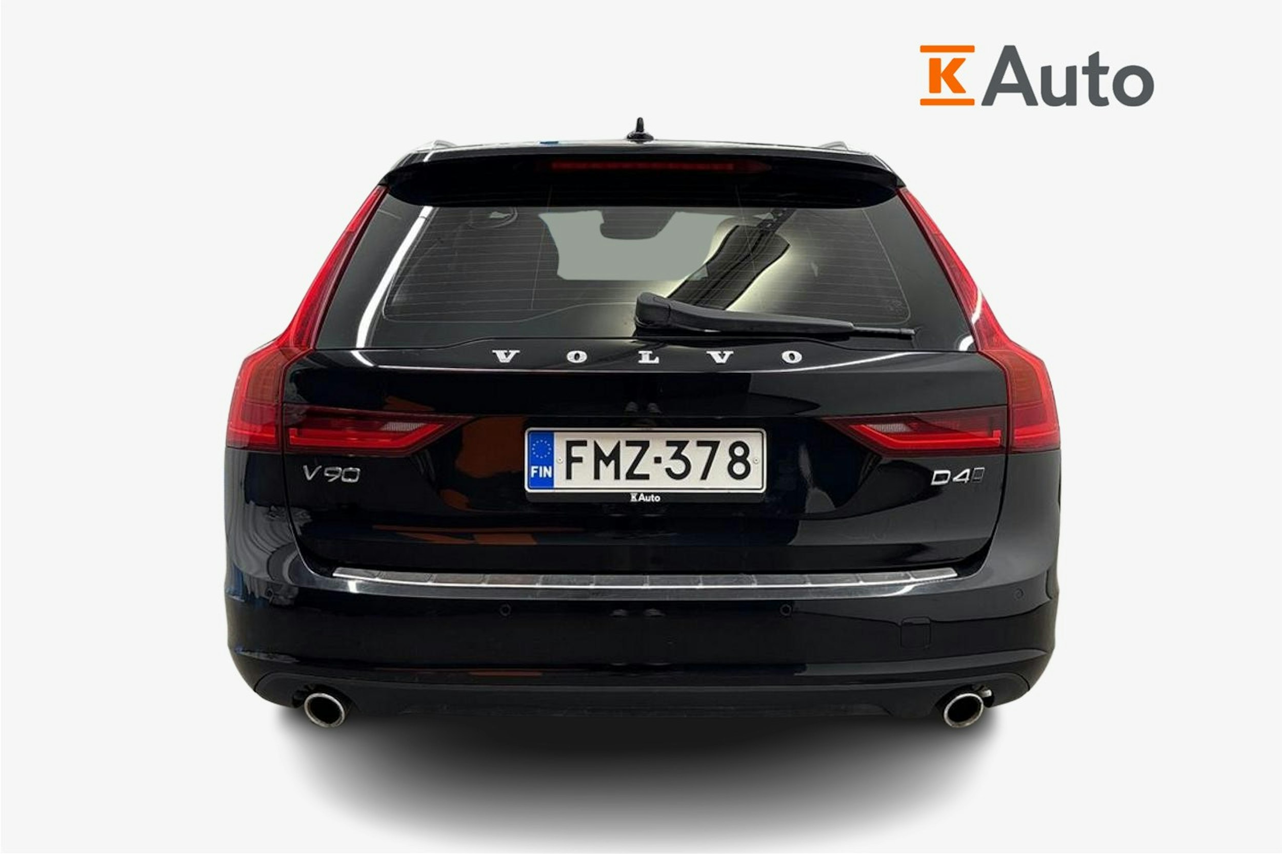 musta Volvo V90 2018 kuva 3.