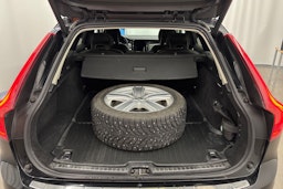 musta Volvo V90 2018 kuva 23.