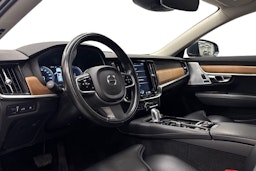 Sininen Volvo V90 2018 kuva 7.